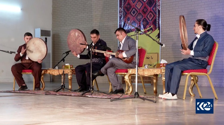 النسخة الثانية من مهرجان مم وزين تكرم الروائي جان دوست في اربيل